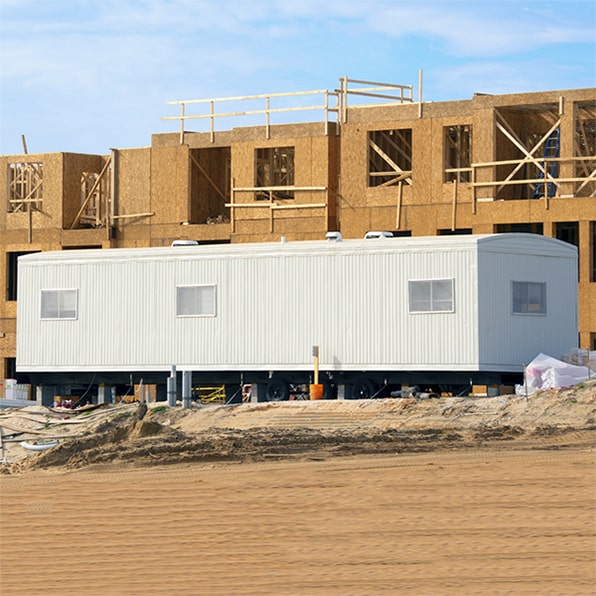 our construction trailers come in various sizes, but typically range from 8 to 60 feet in length and 8 to 12 feet in width